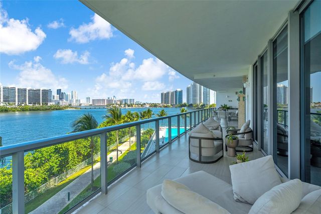 3300 NE 188th Street 318, Aventura, FL 33180