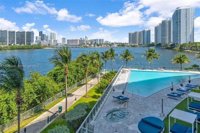 3300 NE 188th Street 318, Aventura, FL 33180