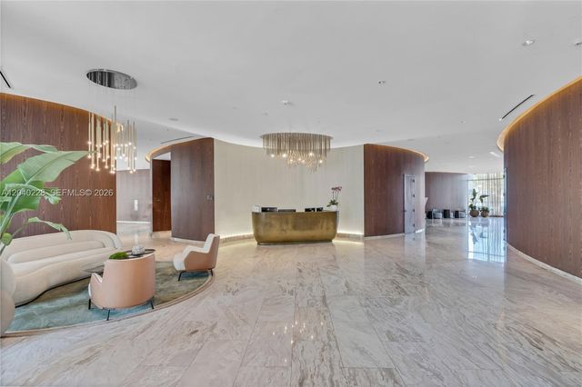 3300 NE 188th Street 318, Aventura, FL 33180