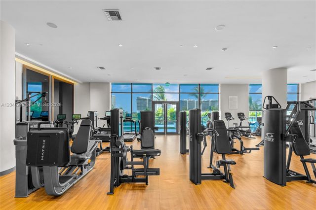 3300 NE 188th Street 318, Aventura, FL 33180