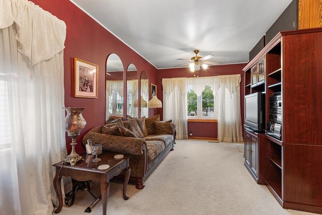 4127 N Ozark Avenue, Norridge, IL 60706