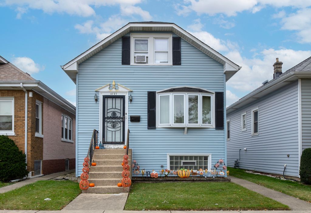 4127 N Ozark Avenue, Norridge, IL 60706