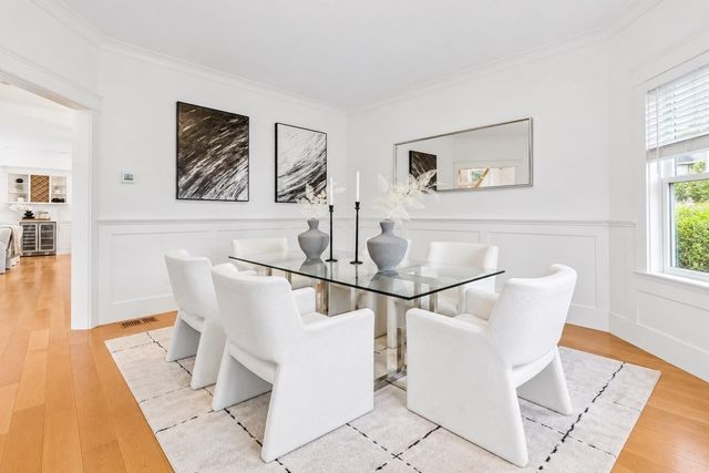 148 Pine St, Newton, MA 02466