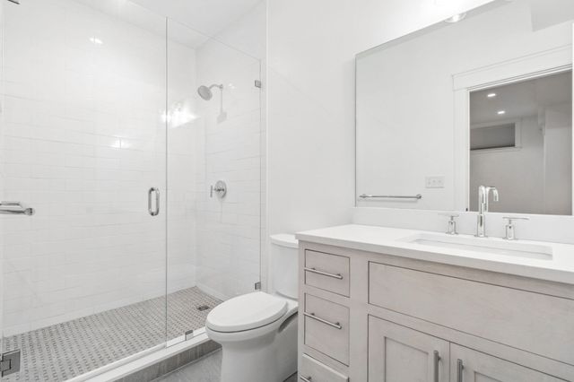 148 Pine St, Newton, MA 02466
