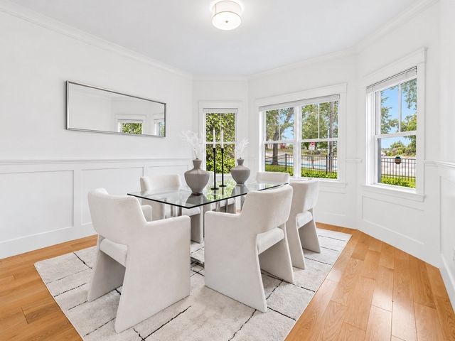 148 Pine St, Newton, MA 02466