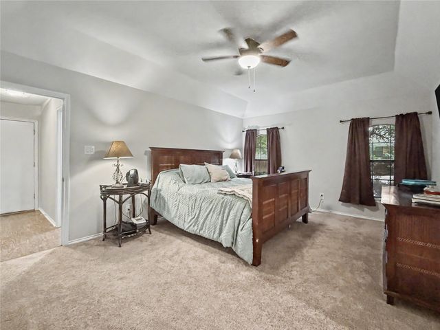 3658 Snow Creek Drive, Fort Worth, TX 76008