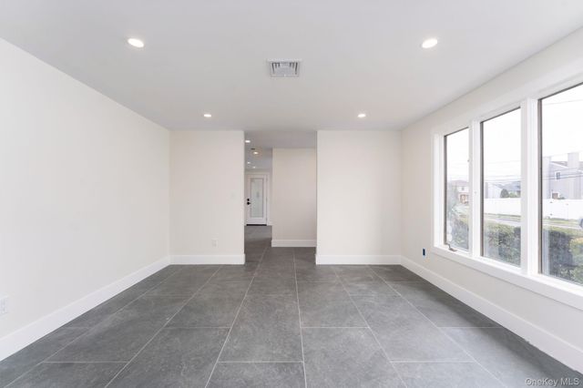 2547 Army Place, Bellmore, NY 11710