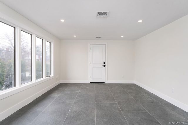 2547 Army Place, Bellmore, NY 11710