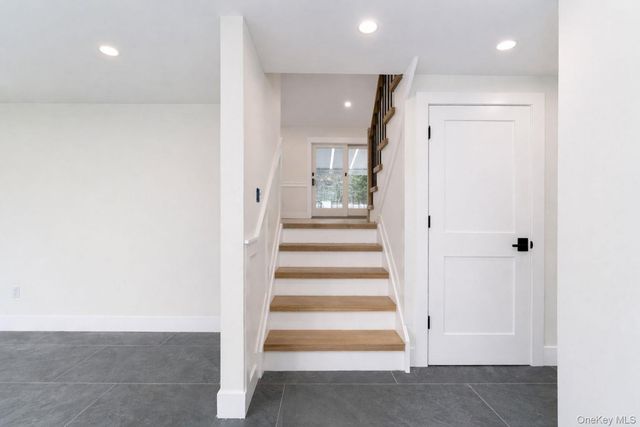 2547 Army Place, Bellmore, NY 11710