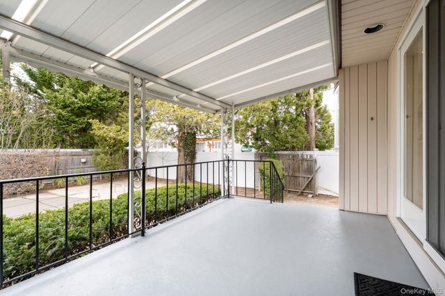 2547 Army Place, Bellmore, NY 11710