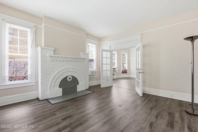 324 E 7TH Street, Jacksonville, FL 32206