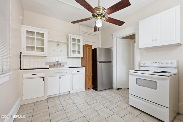 324 E 7TH Street, Jacksonville, FL 32206