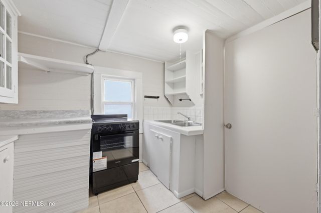 324 E 7TH Street, Jacksonville, FL 32206