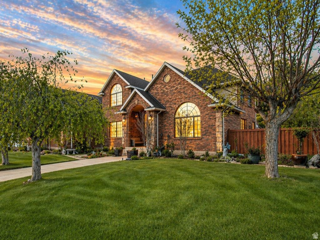 268 W COUNTRYSIDE DR, Orem, UT 84058