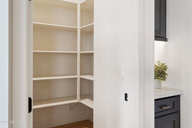 1563 E CHERRYWOOD Place, Chandler, AZ 85249