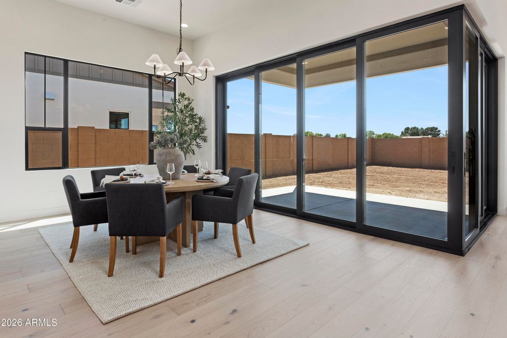 Image 14 of property listing at 1563 E CHERRYWOOD Place, Chandler, AZ 85249