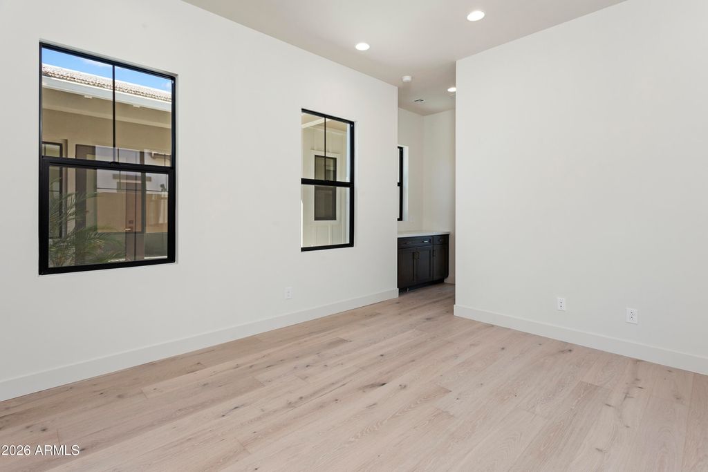 Image 31 of property listing at 1563 E CHERRYWOOD Place, Chandler, AZ 85249