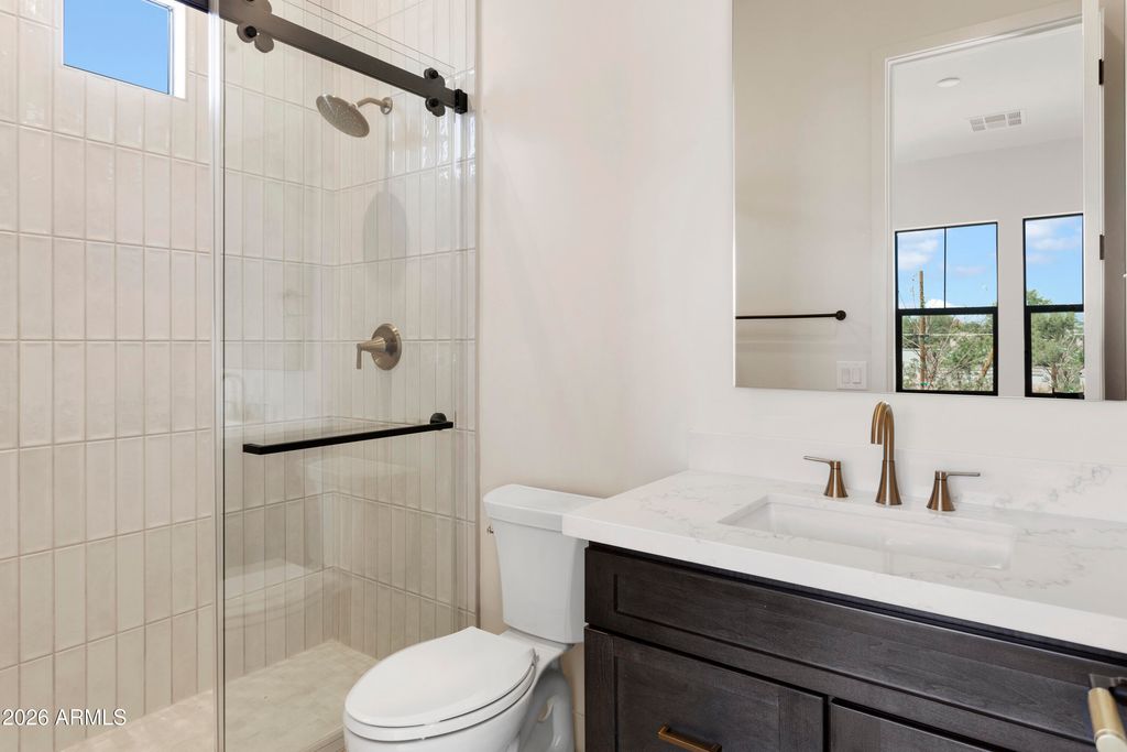 Image 32 of property listing at 1563 E CHERRYWOOD Place, Chandler, AZ 85249