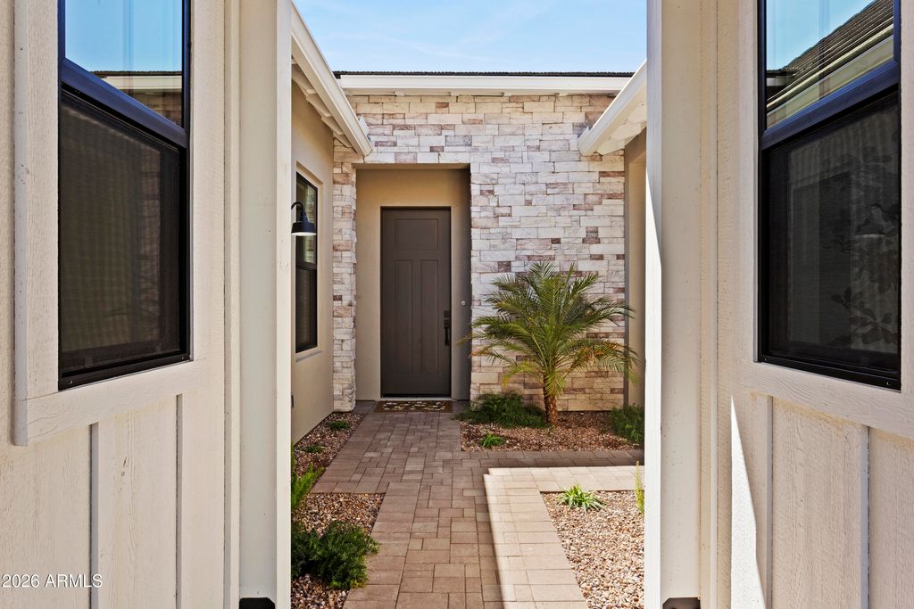 Image 4 of property listing at 1563 E CHERRYWOOD Place, Chandler, AZ 85249