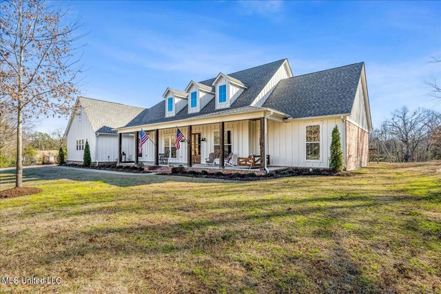 8811 Cole Road, Olive Branch, MS 38654