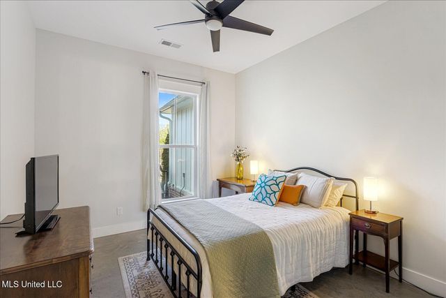 8811 Cole Road, Olive Branch, MS 38654