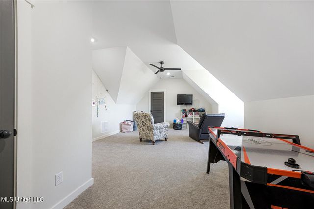 8811 Cole Road, Olive Branch, MS 38654