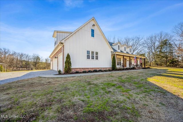 8811 Cole Road, Olive Branch, MS 38654