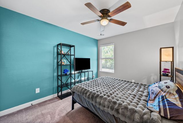 84 Nokes Dr, Hendersonville, TN 37075