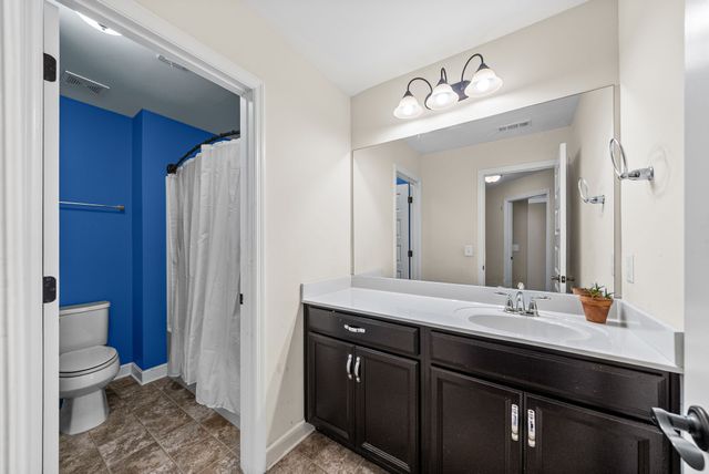 84 Nokes Dr, Hendersonville, TN 37075