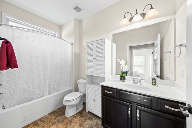 84 Nokes Dr, Hendersonville, TN 37075