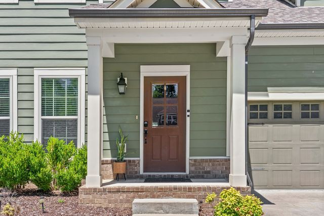 84 Nokes Dr, Hendersonville, TN 37075