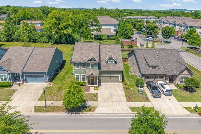 84 Nokes Dr, Hendersonville, TN 37075