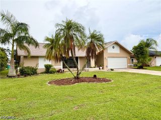 810 El Dorado PKWY W, Cape Coral, FL 33914