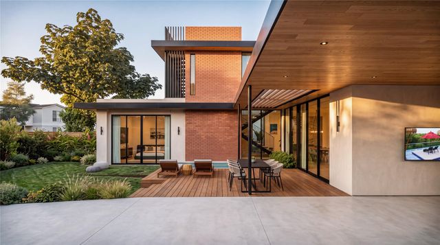 2707 E Side DR, Austin, TX 78704