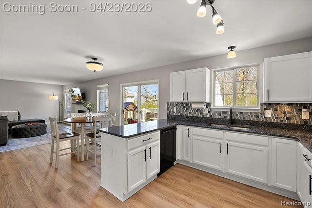 5867 Cary Drive, Ypsilanti, MI 48197