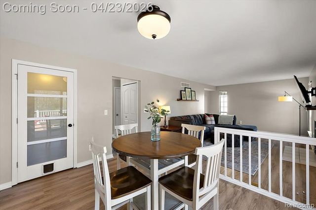 5867 Cary Drive, Ypsilanti, MI 48197