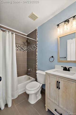 5867 Cary Drive, Ypsilanti, MI 48197