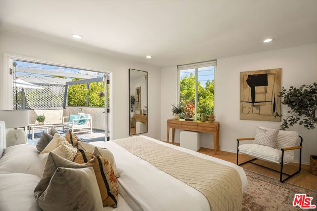 10800 Holman Avenue 6, Los Angeles, CA 90024