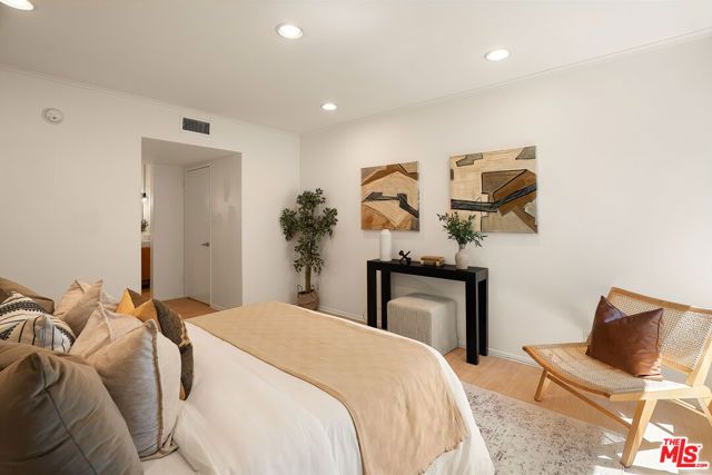 10800 Holman Avenue 6, Los Angeles, CA 90024