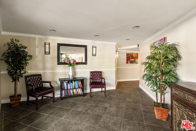10800 Holman Avenue 6, Los Angeles, CA 90024