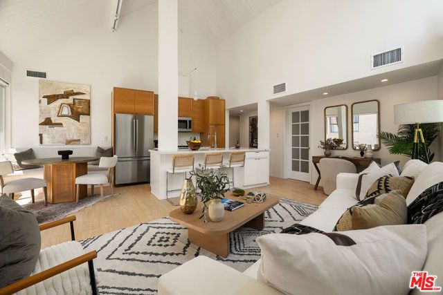 10800 Holman Avenue 6, Los Angeles, CA 90024
