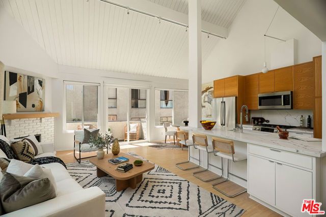10800 Holman Avenue 6, Los Angeles, CA 90024