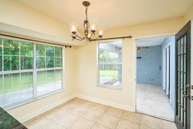 2116 Wood Stork Ave, St Augustine, FL 32084