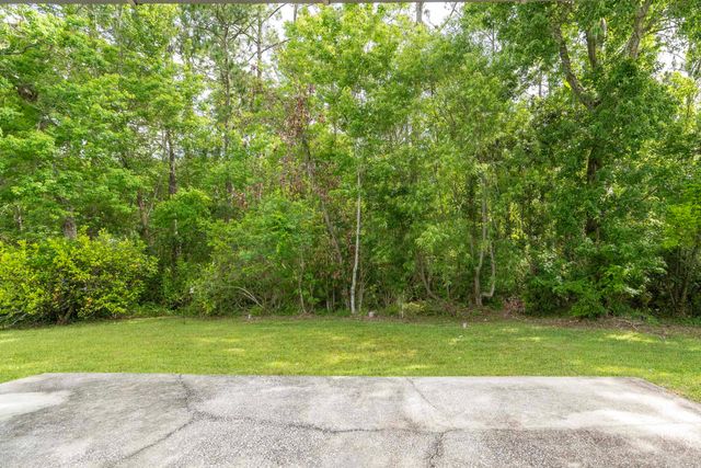 2116 Wood Stork Ave, St Augustine, FL 32084