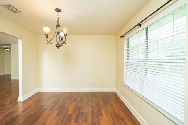 2116 Wood Stork Ave, St Augustine, FL 32084