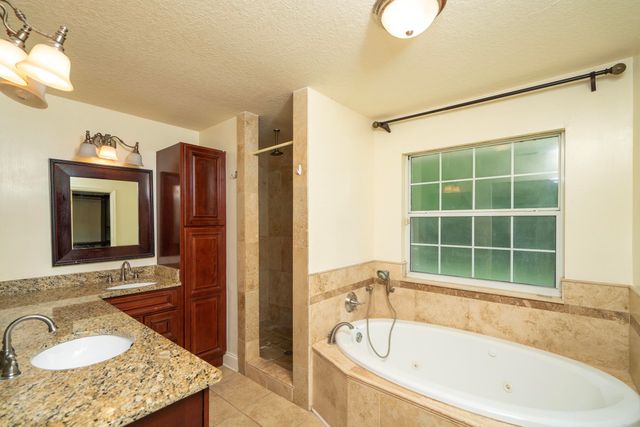 2116 Wood Stork Ave, St Augustine, FL 32084