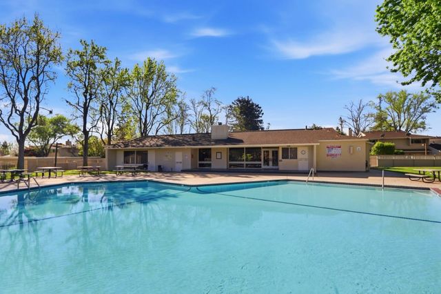 1249 Crescent Terrace, Sunnyvale, CA 94087