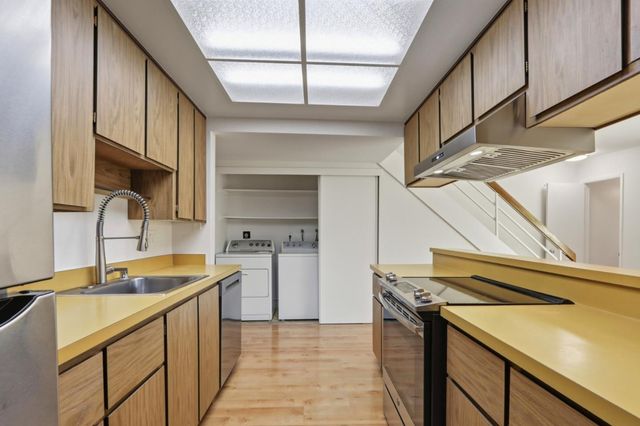 1249 Crescent Terrace, Sunnyvale, CA 94087