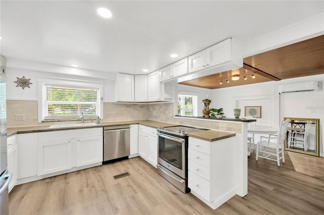4404 ECHO SPRINGS DRIVE, Valrico, FL 33594