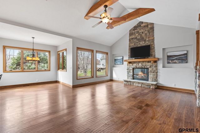 21729 Ridge Circle, Elkhorn, NE 68022